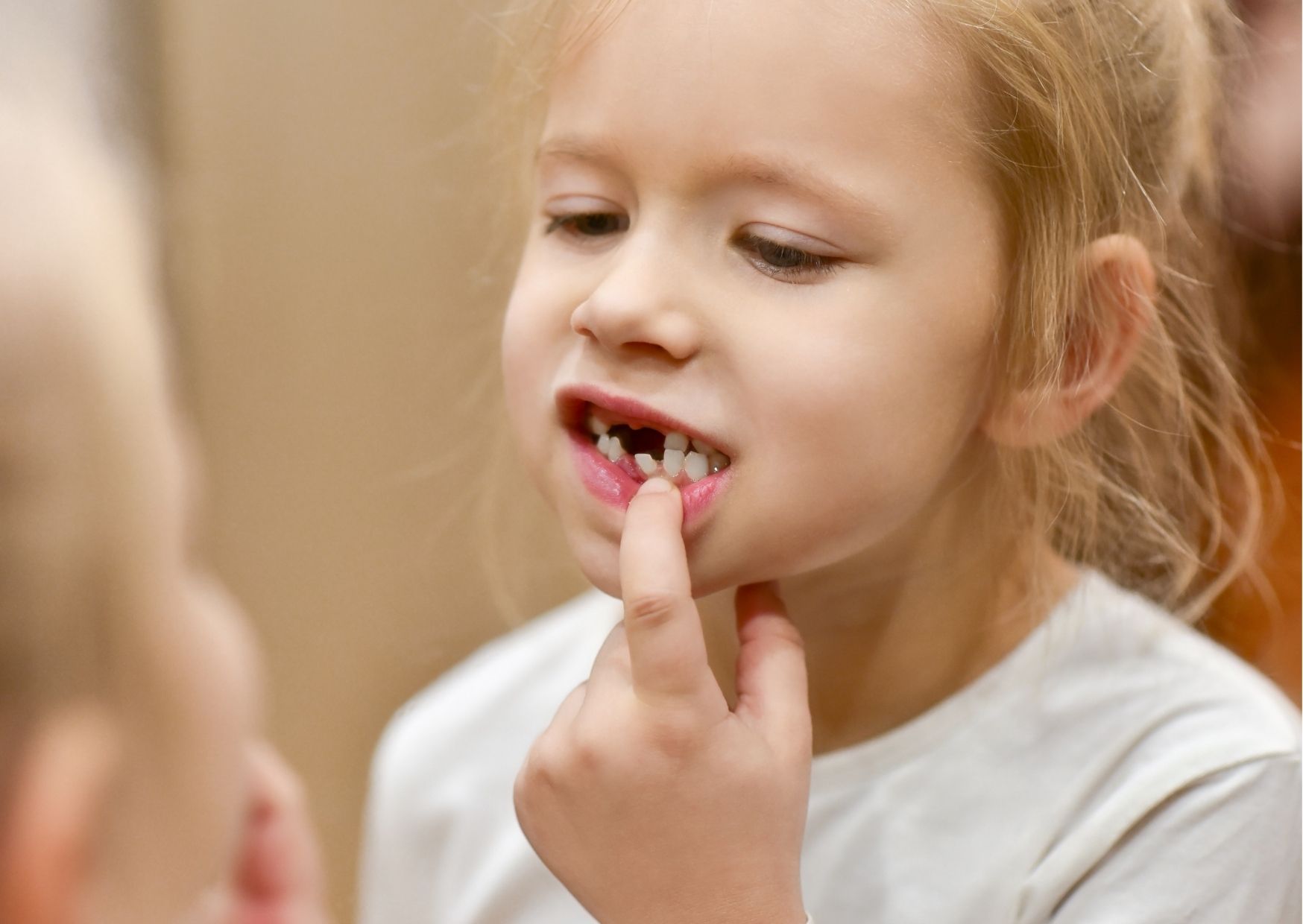 ¿a Qué Edad Se Caen Los Dientes De Leche Clínica Dental Everest