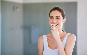 salud-bucal-en-cada-etapa-de-la-vida-de-la-mujer-lo-que-debes-saber
